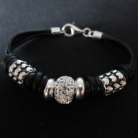 /album/fotogaleria-coleccion-pulseras/pulseras-de-cuero-5-jpg/